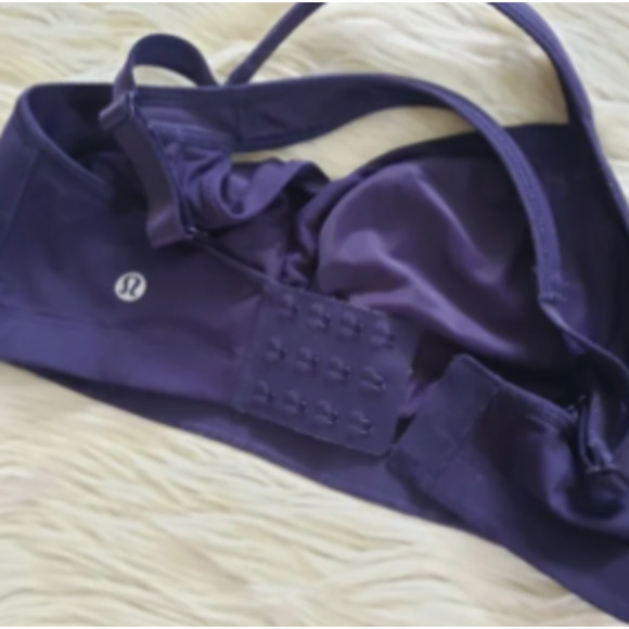 LULULEMON Ta ta tamer Purple sports bra - Picture 5 of 5